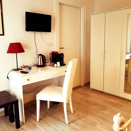 Oberdan Bed & Breakfast Catánia Buitenkant foto